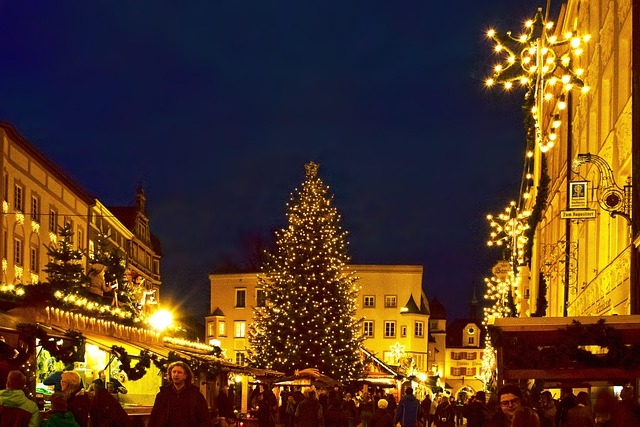 Tour TRENTO, BOLZANO, RENNON e...(mercatini di Natale) MERCATINI di NATALE